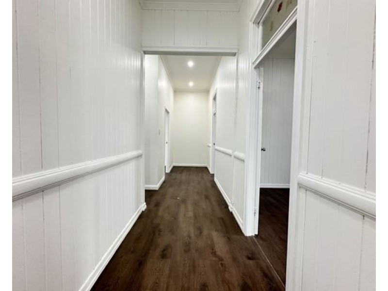 26 LATROBE STREET, East Brisbane QLD 4169