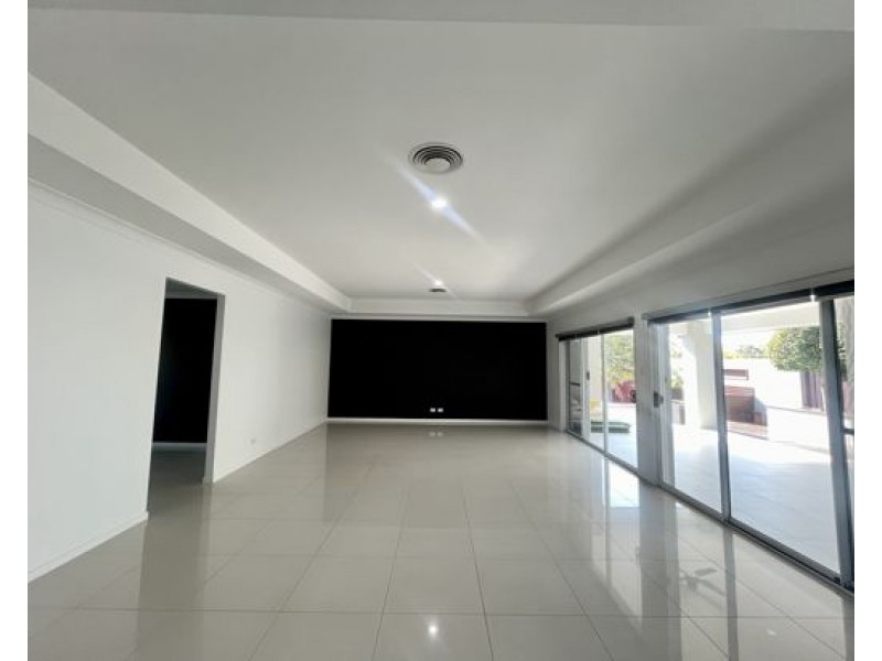 7 Brokenwood Circuit, Gumdale QLD 4154
