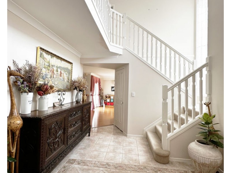 17 Botticelli Place, Mackenzie QLD 4156