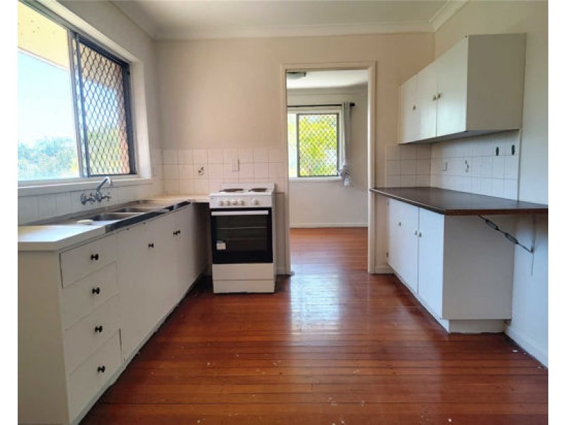 17 hilary street, Wishart QLD 4122