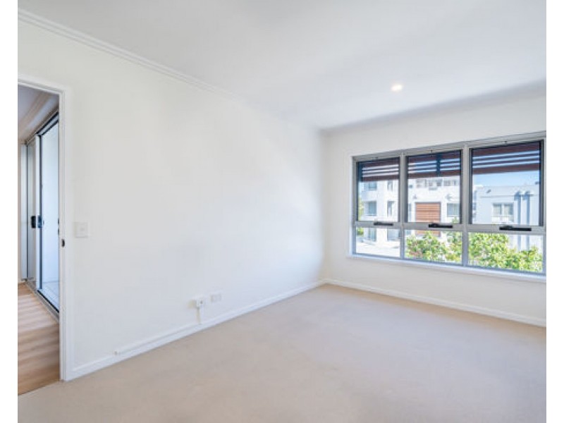 Unit 30 2 Arbour Ave, Robina QLD 4226