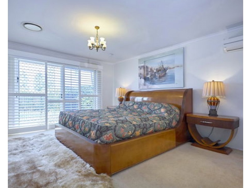 55 Gibraltar Drive, Isle Of Capri QLD 4217