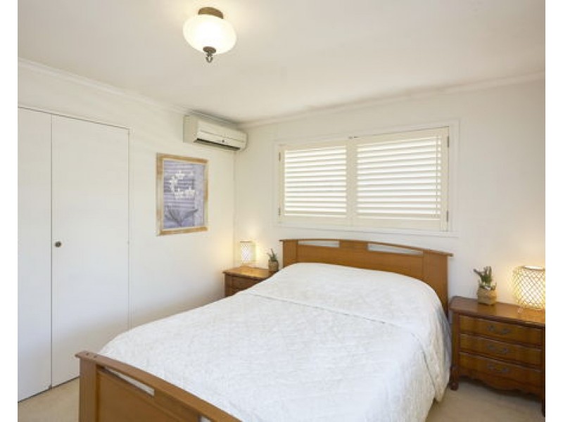 55 Gibraltar Drive, Isle Of Capri QLD 4217