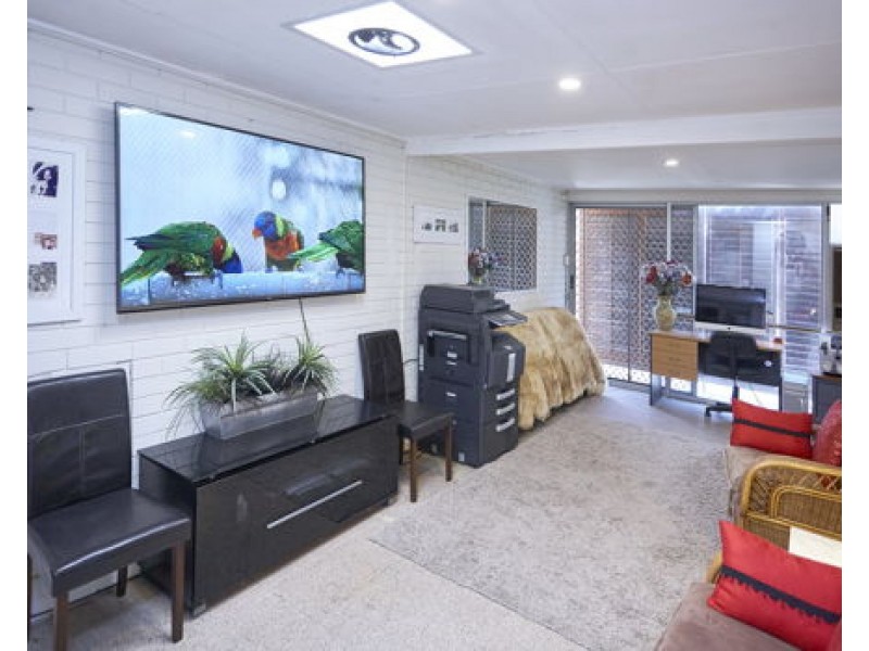 55 Gibraltar Drive, Isle Of Capri QLD 4217