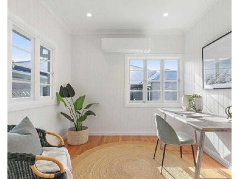 71 Sunshine Avenue, Tarragindi QLD 4121