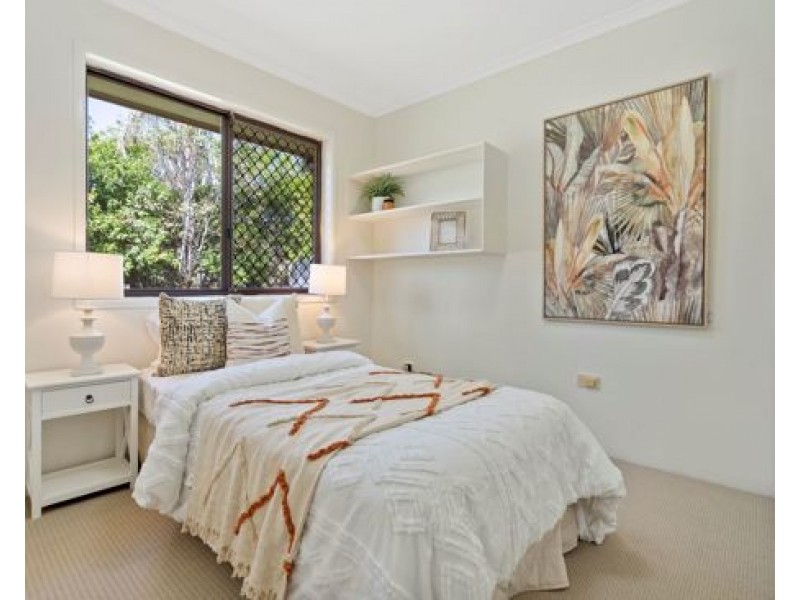 12 Pumice Street, Eight Mile Plains QLD 4113