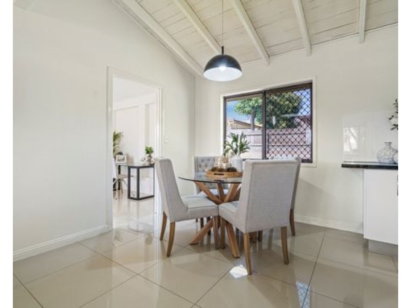 12 Pumice Street, Eight Mile Plains QLD 4113