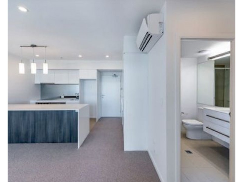 30506/300 Old Cleveland Road, Coorparoo QLD 4151