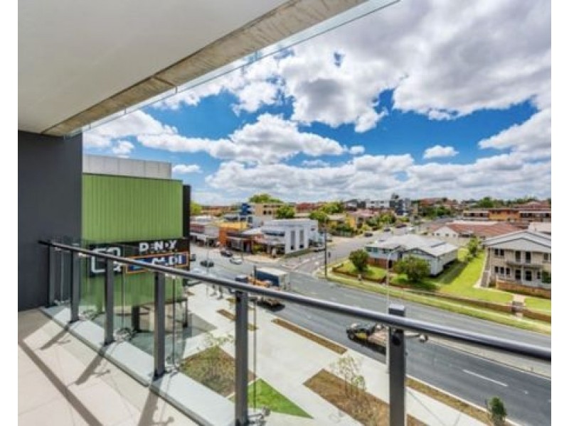 30506/300 Old Cleveland Road, Coorparoo QLD 4151