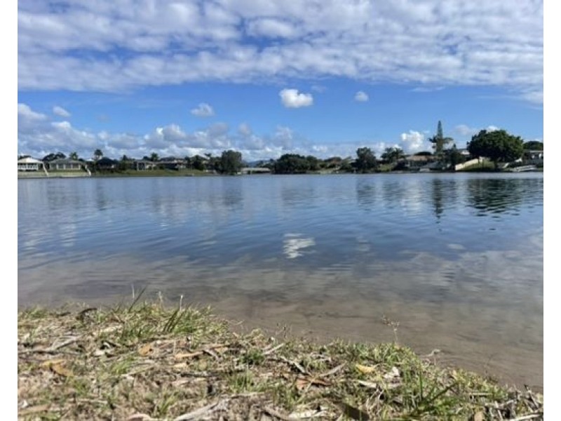 60/22 Barbet PL, Burleigh Waters QLD 4220