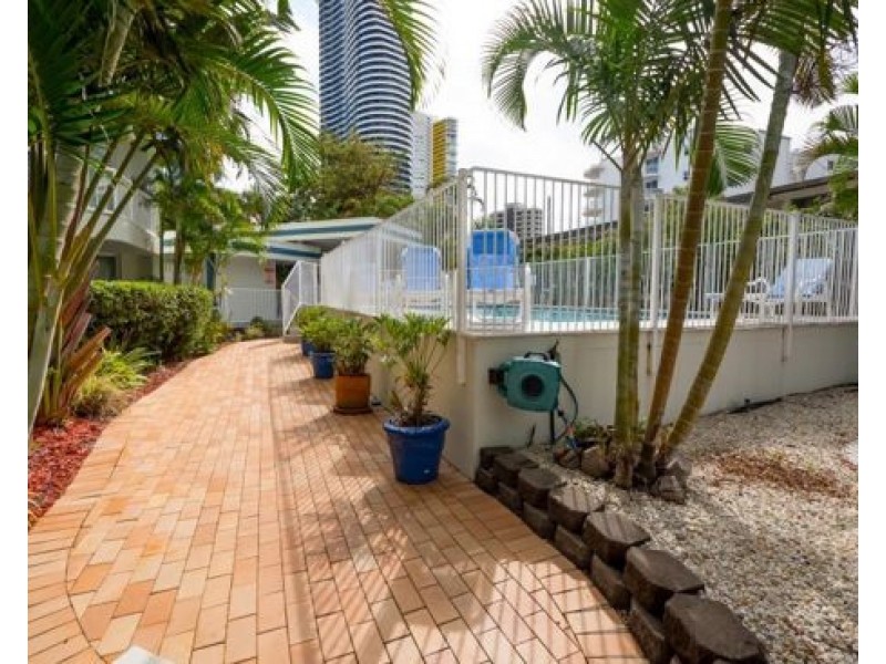 U14 15 Anne Avenue, Broadbeach QLD 4218