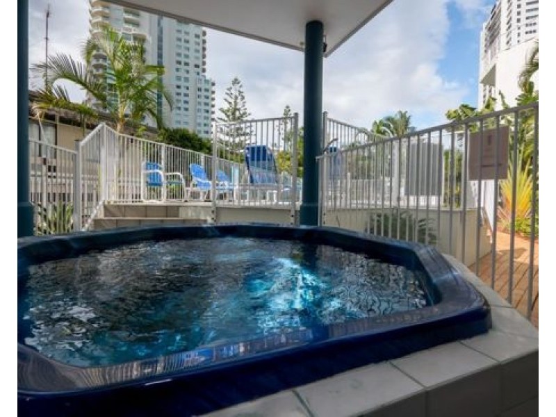 U14 15 Anne Avenue, Broadbeach QLD 4218