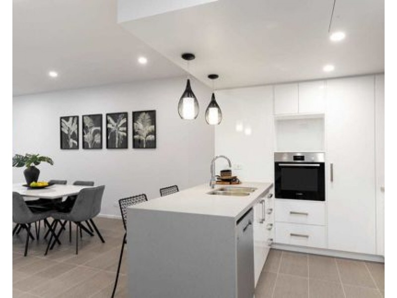 5009 172 Venner Road, Yeronga QLD 4104