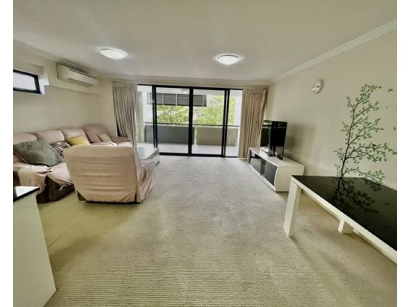 2180 Logan Road, Upper Mount Gravatt QLD 4122