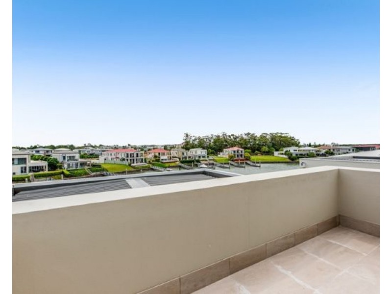 8812 The Point Circuit , Sanctuary Cove, Hope Island QLD 4212