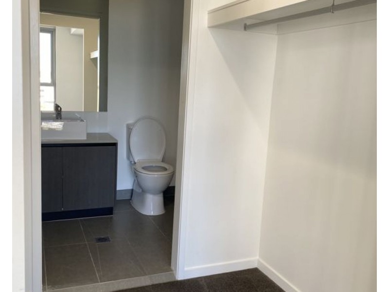 1300/42 Laver Drive, Robina QLD 4226