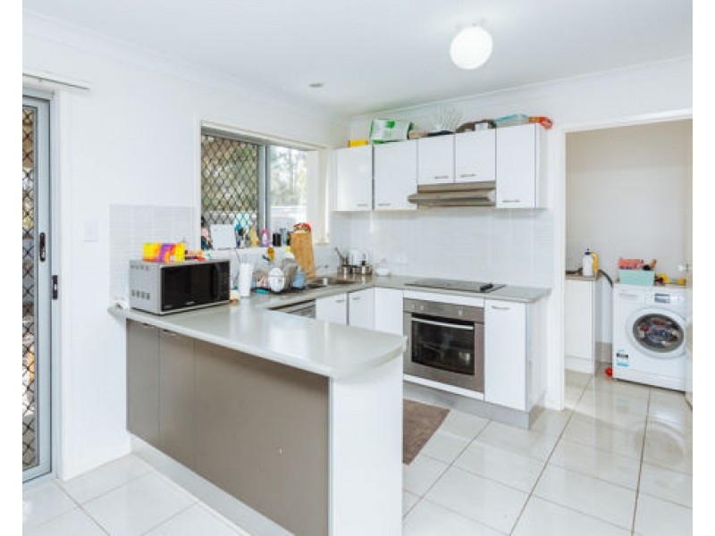 31/1 McAuley Parade, Pacific Pines QLD 4211