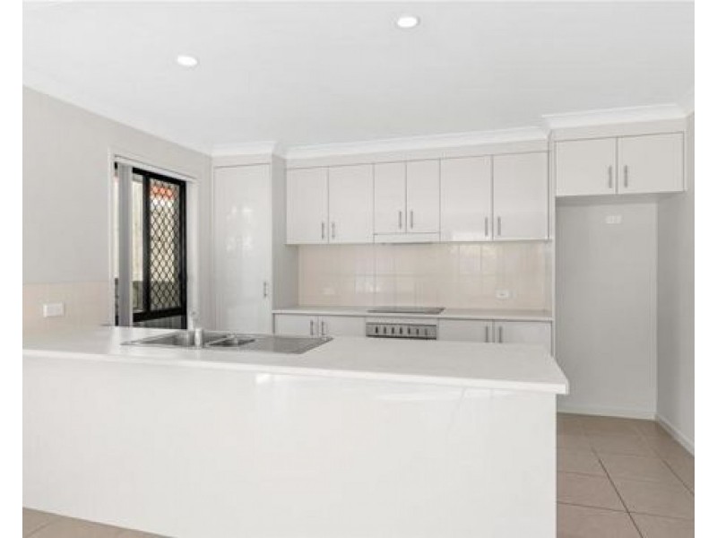 31 Reardon Street, Calamvale QLD 4116