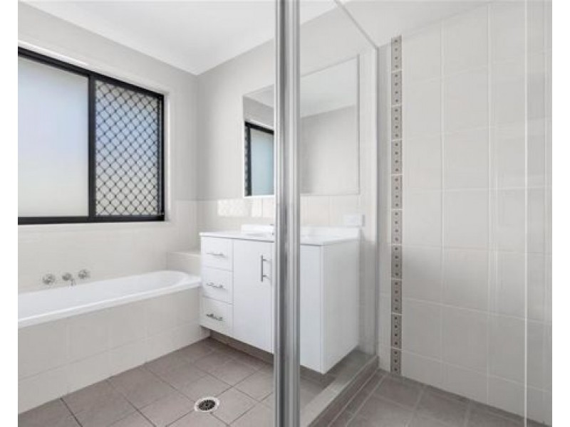 31 Reardon Street, Calamvale QLD 4116