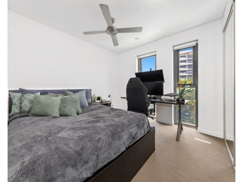 1038/16 Hamilton Place, Bowen Hills QLD 4006