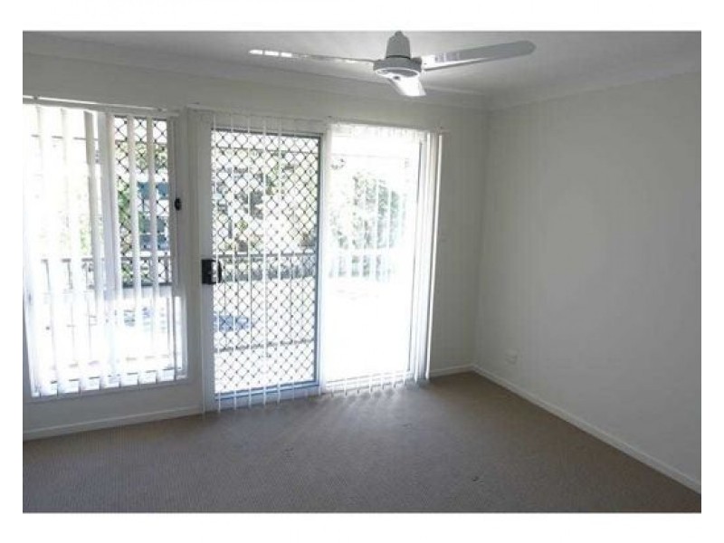 1 101 Cinderella Drive, Springwood QLD 4127
