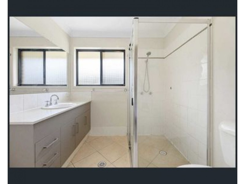 7 Jonathan St, Upper Coomera QLD 4209