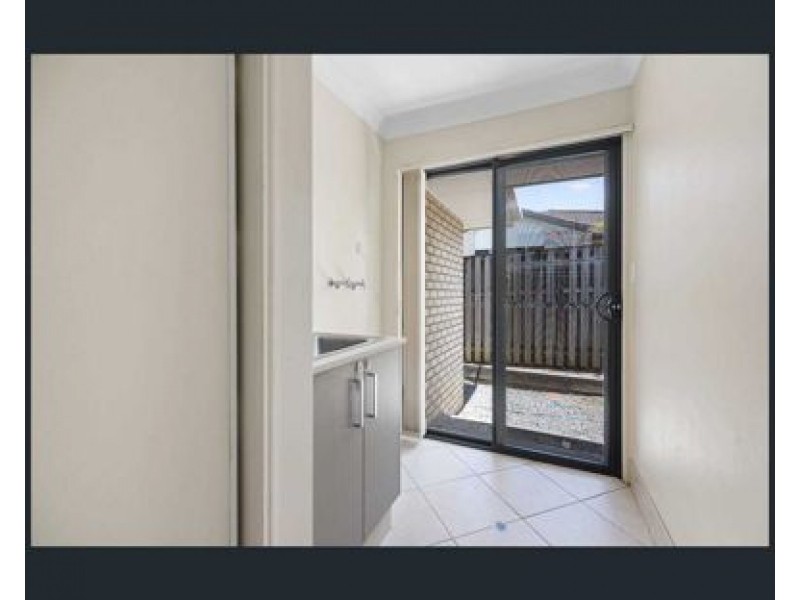 7 Jonathan St, Upper Coomera QLD 4209