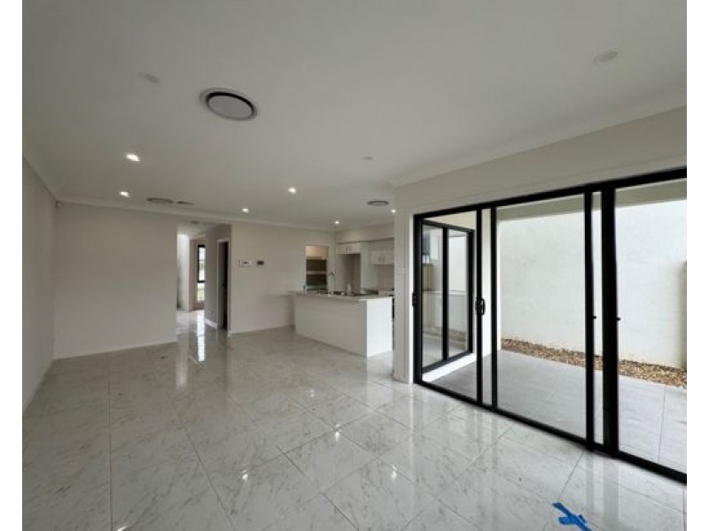14 Passendale Road, Edmondson Park NSW 2174