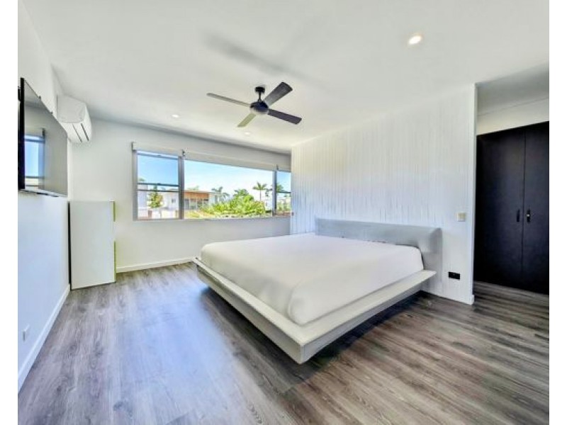 7826 Pavilions Close, Hope Island QLD 4212