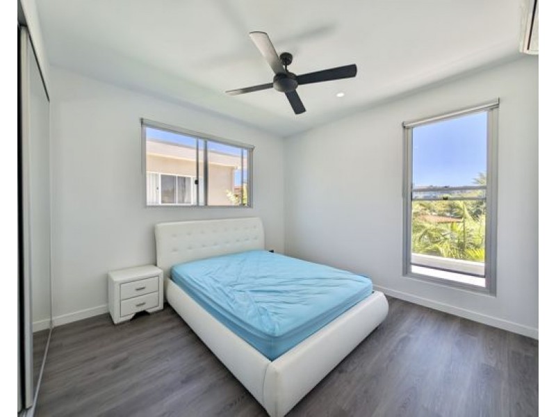 7826 Pavilions Close, Hope Island QLD 4212