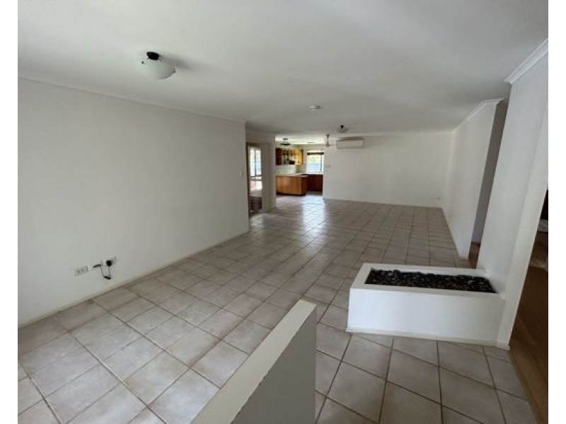 14 Cowell Drive, Burleigh Heads QLD 4220