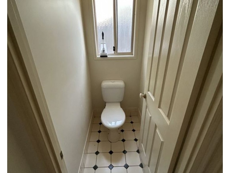 14 Cowell Drive, Burleigh Heads QLD 4220