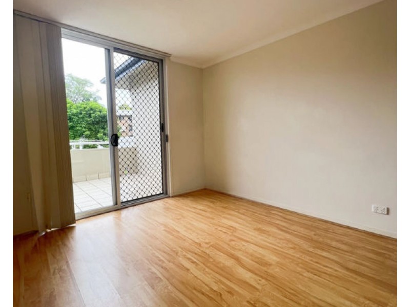 01009/38 Vincent Street, Indooroopilly QLD 4068