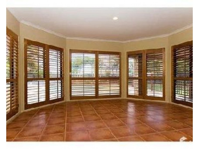107 McPherson Road, Sinnamon Park QLD 4073