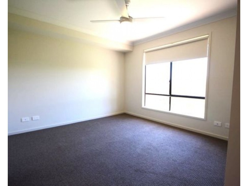 39 John Carroll Way, Redbank Plains QLD 4301