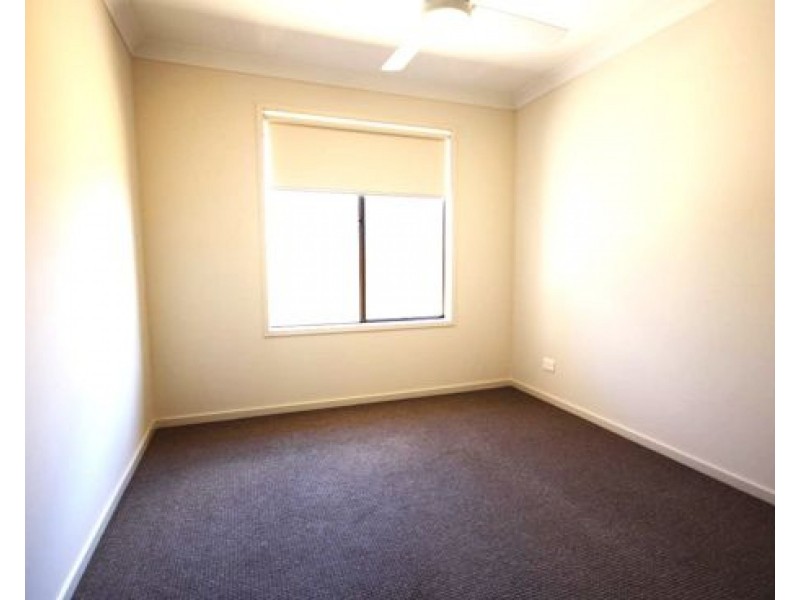 39 John Carroll Way, Redbank Plains QLD 4301