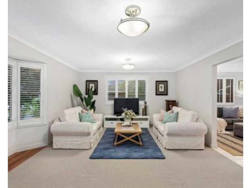 1 Brodick street, Carindale QLD 4152