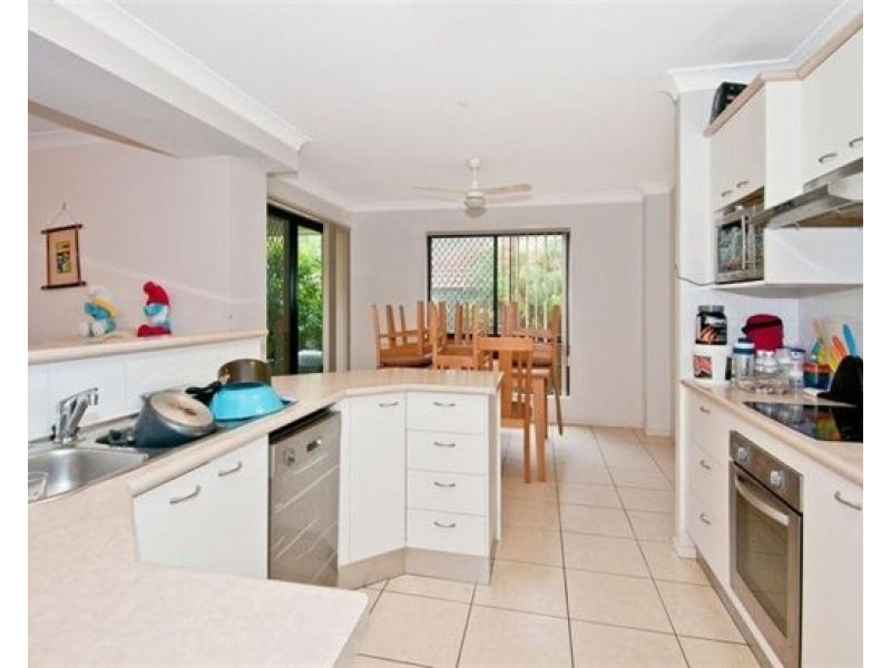 3 Mead Place, Calamvale QLD 4116