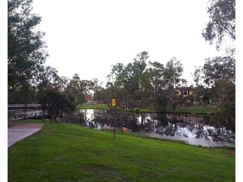 36 Avondale Cres, Parkinson QLD 4115