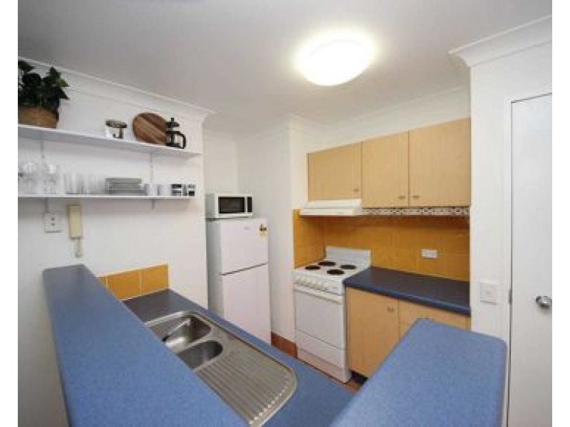 36/11-17 Philip Avenue, Broadbeach QLD 4218