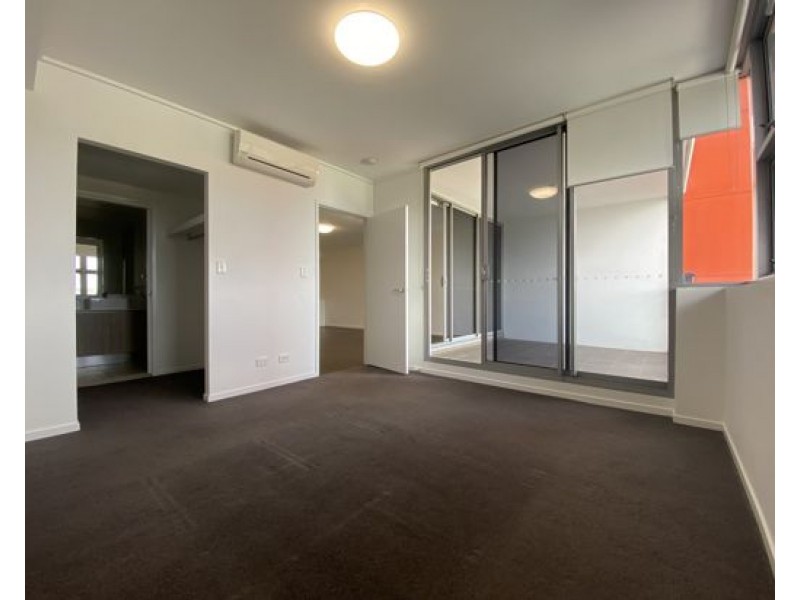 1209 42 Laver Drive, Robina QLD 4226