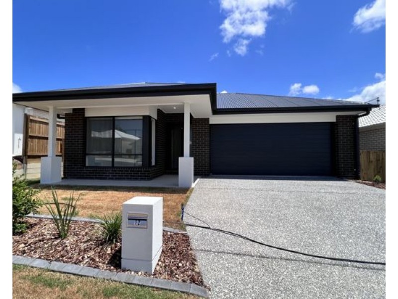 12 Robin Street, Morayfield QLD 4506