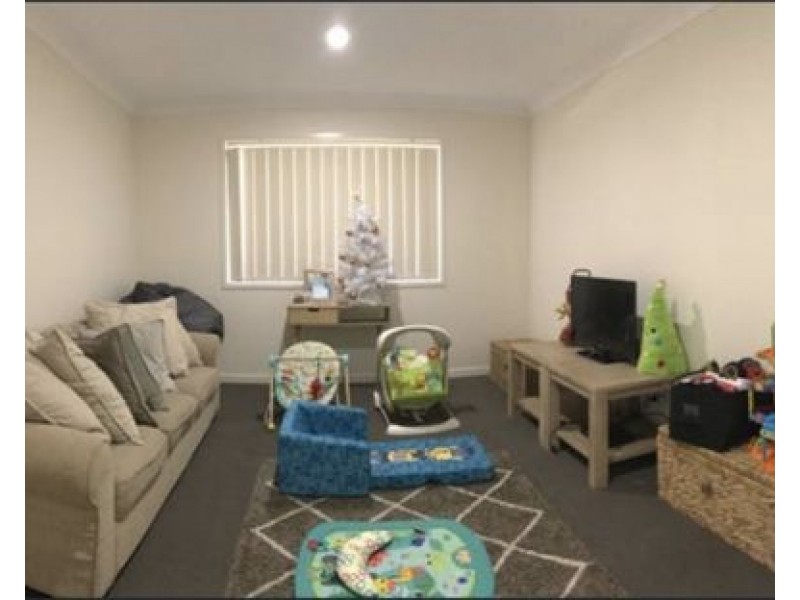 59 Greenwich Ave, Pimpama QLD 4209