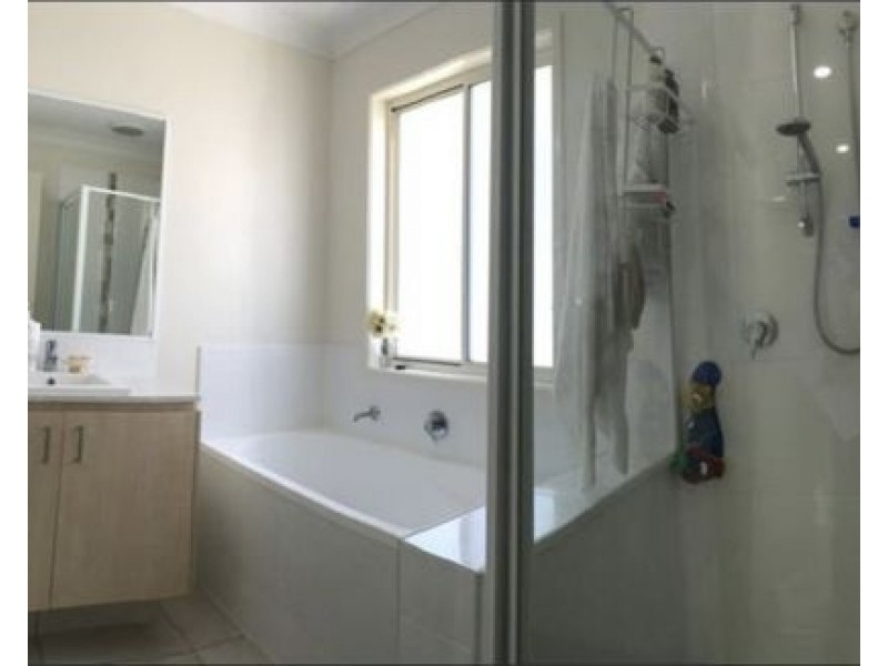 59 Greenwich Ave, Pimpama QLD 4209