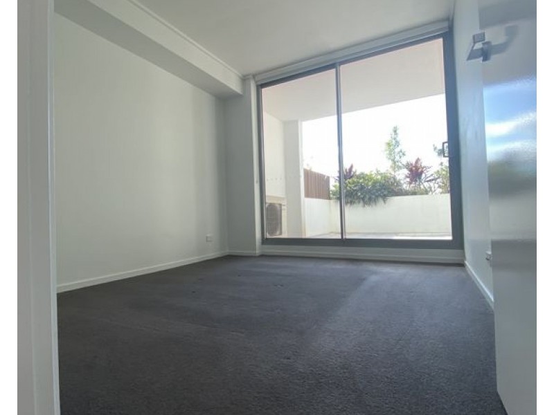 2102 42 Laver Drive, Robina QLD 4226