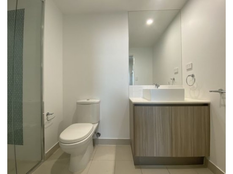 2102 42 Laver Drive, Robina QLD 4226