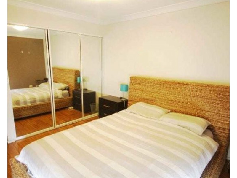 37 128 Benowa Road, Southport QLD 4215