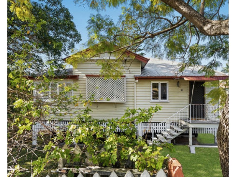 38 Balmoral Street, Hawthorne QLD 4171