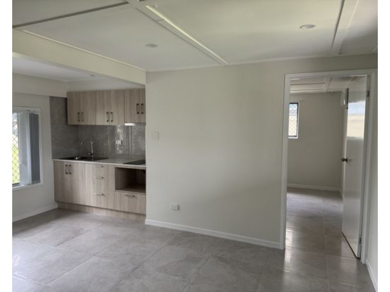 613 Browns Plains Rd, Crestmead QLD 4132