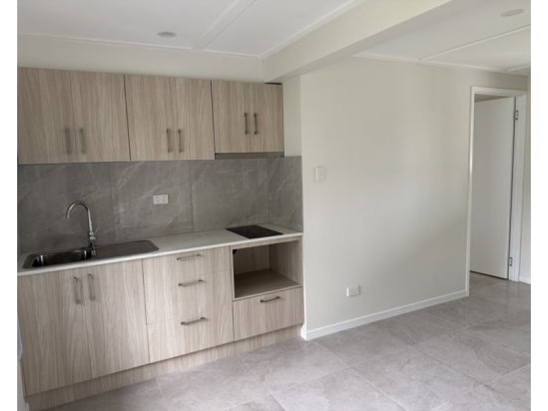 613 Browns Plains Rd, Crestmead QLD 4132